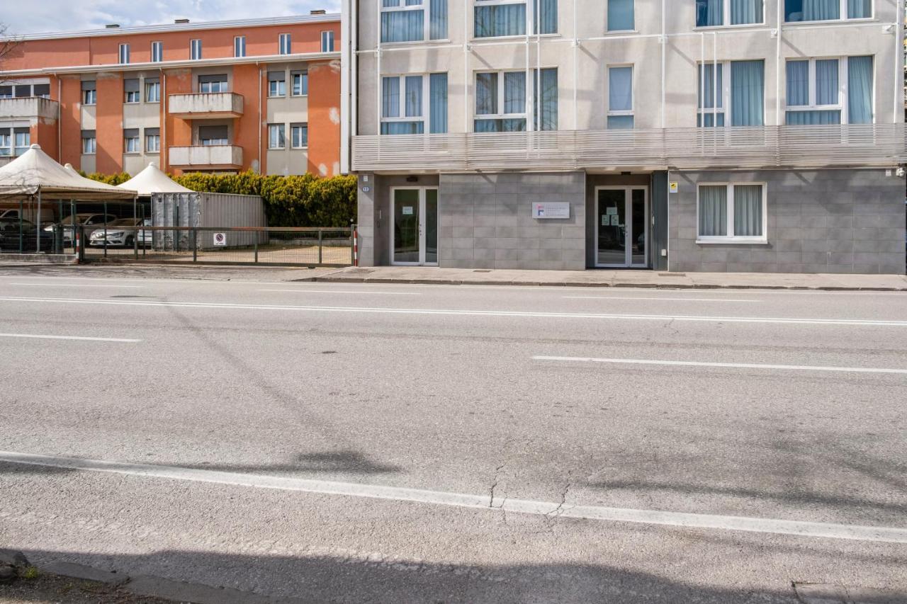 Myplace Padova Ospedale Exterior photo